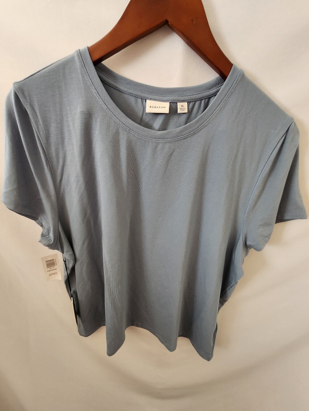 Babaton Blue Short Sleeve Tshirt. Size XL